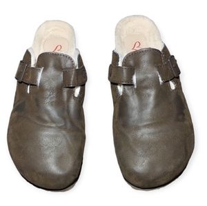 Brown Memory Foam Slippers sz 9